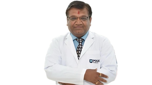 Dr. Manoj Kumar Agarwal