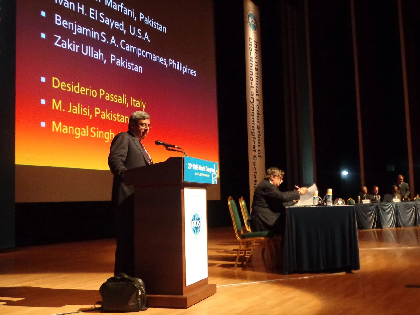 Dr. Hemant Ahluwalia