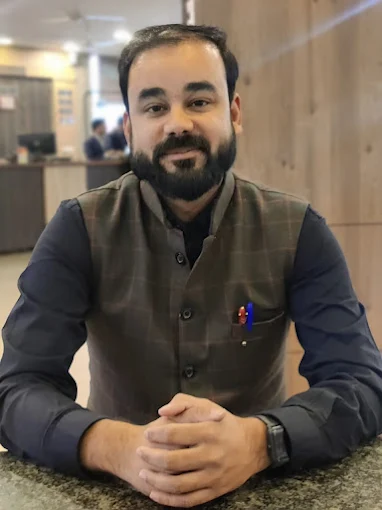 Dr. Manish Jain