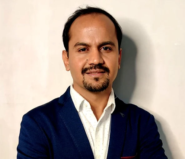 Dr. MANOJ KUMAR KHANDELWAL